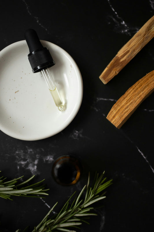 Les vertus des huiles essentielles pour apaiser l'esprit