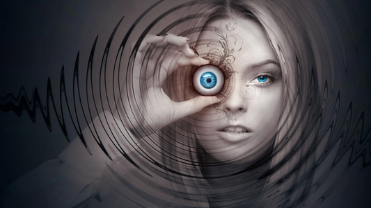 femme avec un oeil en relief qui sort des ondes